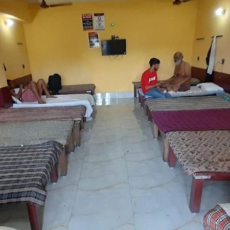 Narendra Niketan Hotel Calcutta Buitenkant foto