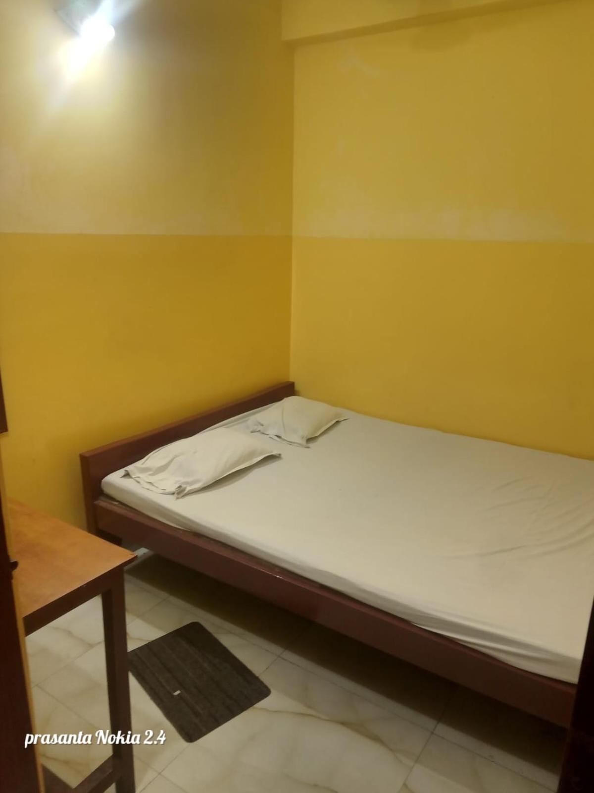 Narendra Niketan Hotel Calcutta Buitenkant foto